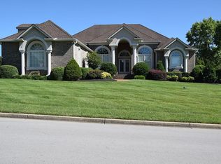 100 Five Oaks Cir, Lebanon, TN 37087