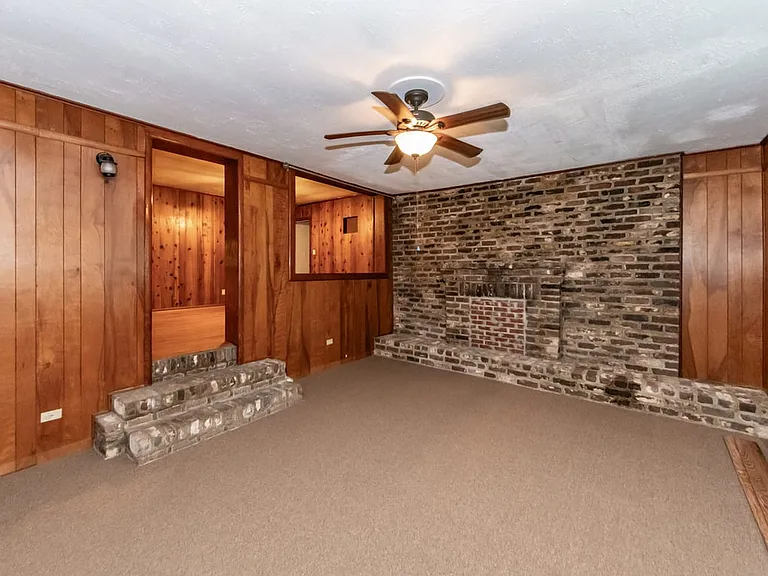 453 Wade Hampton Dr — Photo 29