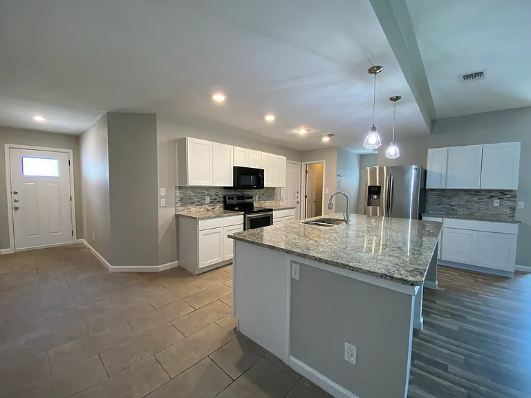 6571 Beech Trail Dr — Photo 5
