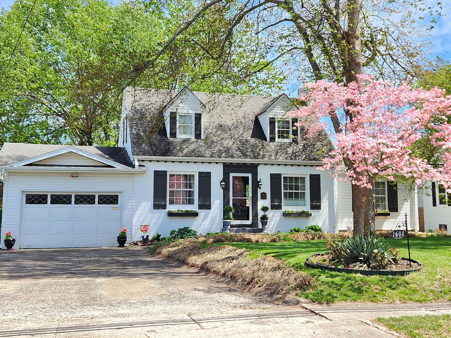 1608 South Kimbrough Avenue, Springfield, MO 65807 Zillow