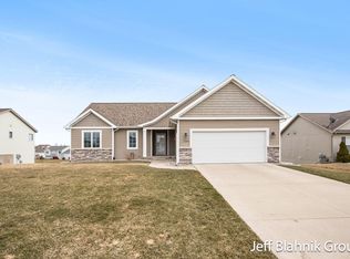 7100 Hartman Dr SE, Caledonia, MI 49316