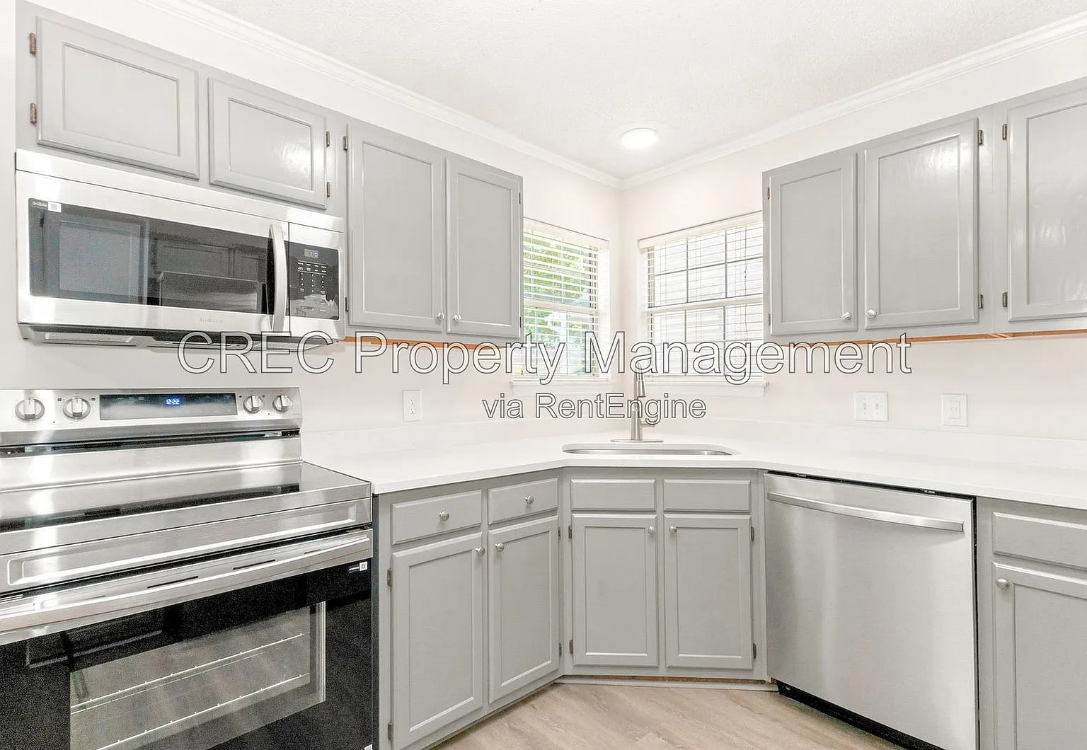3 bed, 2.0 bath, 1253 sqft, $2,000 — Photo 3
