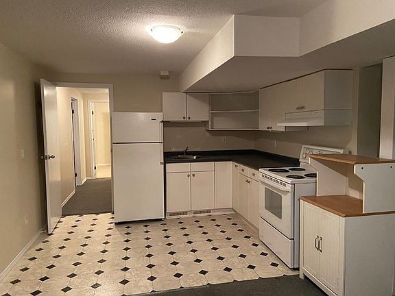 4th image of 14732 122nd St NW