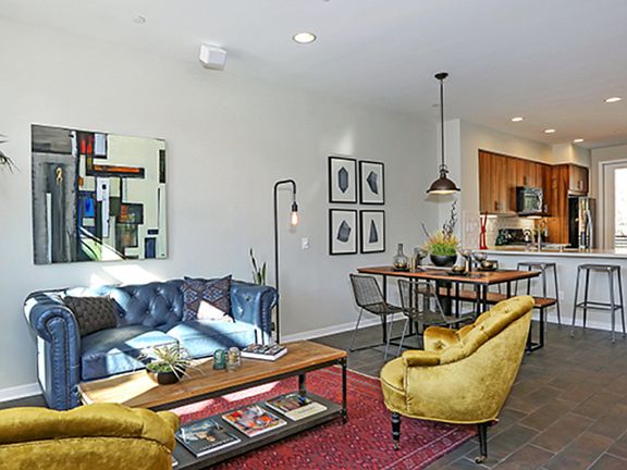 3rd image of 3921 Eagle Rock Blvd Unit 27