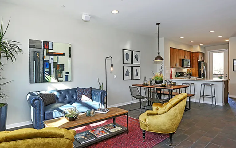 3921 Eagle Rock Blvd #27 — Photo 3