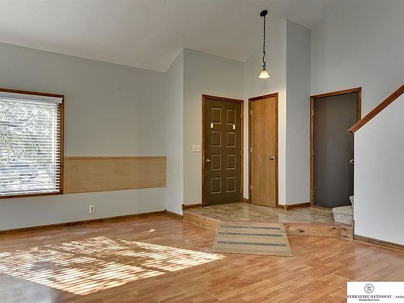 3rd image of 9805 S 24th St