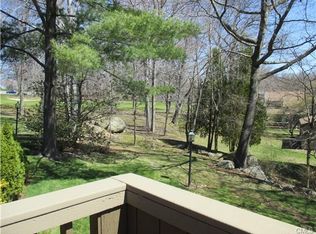 164 Bison Ln #B, Stratford, CT 06614
