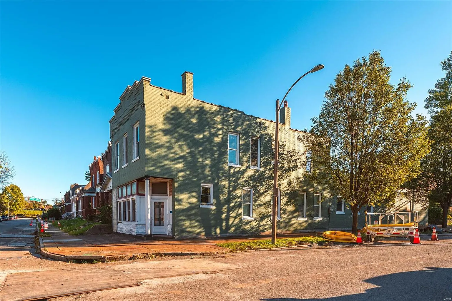 624 Wilmington Ave photo 1