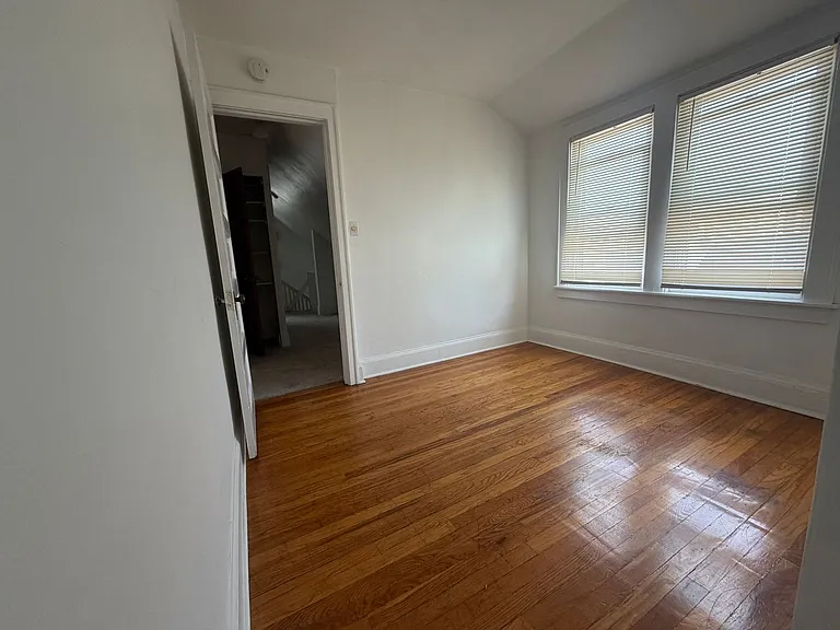 1675 N Marshall St — Photo 3