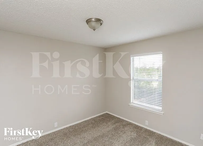 119 Amber Ridge Dr — Photo 10