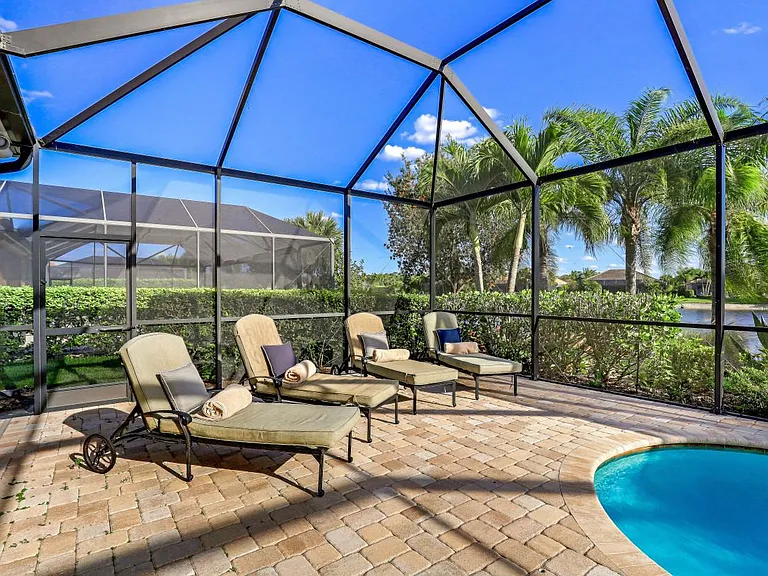 9096 Graphite Cir — Photo 35