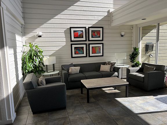 3rd image of 300 Murchison Dr APT 110