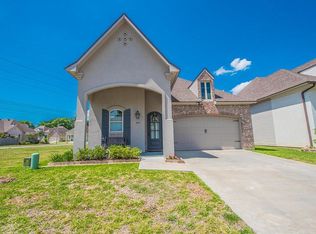 203 Harbor Walk Dr, Lafayette, LA 70508