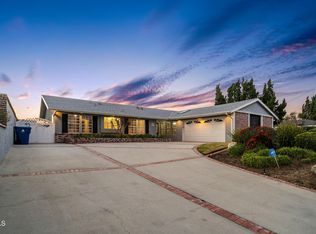 9419 Crystal View Dr, Tujunga, CA 91042