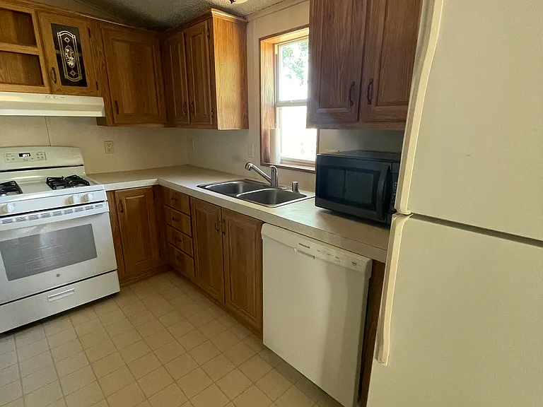1411 Spanish Valley Dr #1/2 — Photo 8