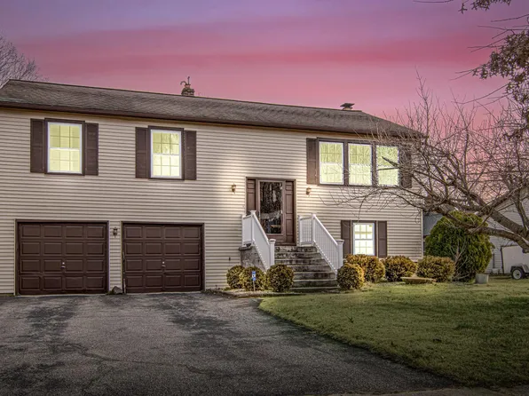 117 Primrose Ln, Carneys Pt, NJ 08069