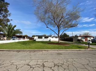 2518 W Dennett Ave, Fresno, CA 93728