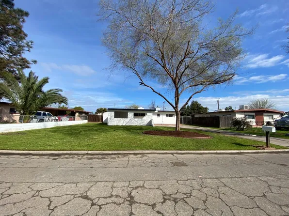 2518 W Dennett Ave, Fresno, CA 93728