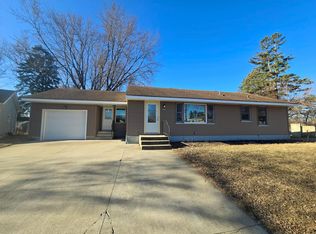 508 Sunnyside Cir, Farmington, MN 55024