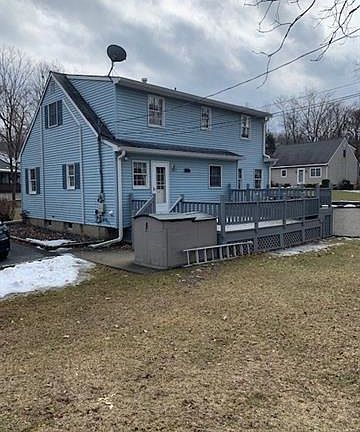 3rd image of 96 Duncan Ave