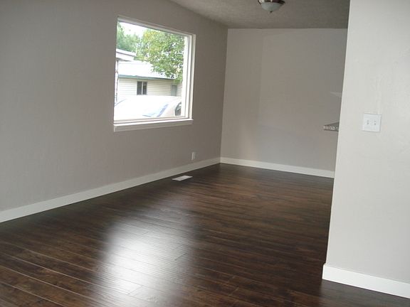 Spacious living and dining 