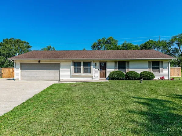 210 Charles Dr, Carlisle, OH 45005