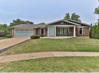 9349 Manoroak Dr, Saint Louis, MO 63126