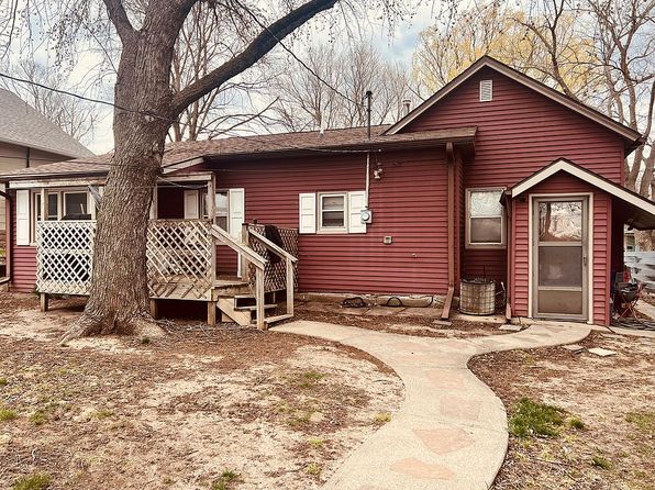 807 Hazel St, Atlantic, IA 50022