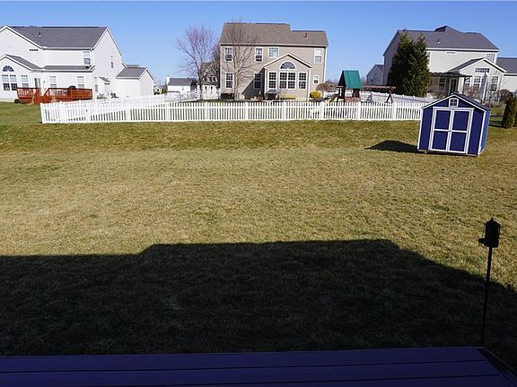 3rd image of 5567 Cranmer Cir