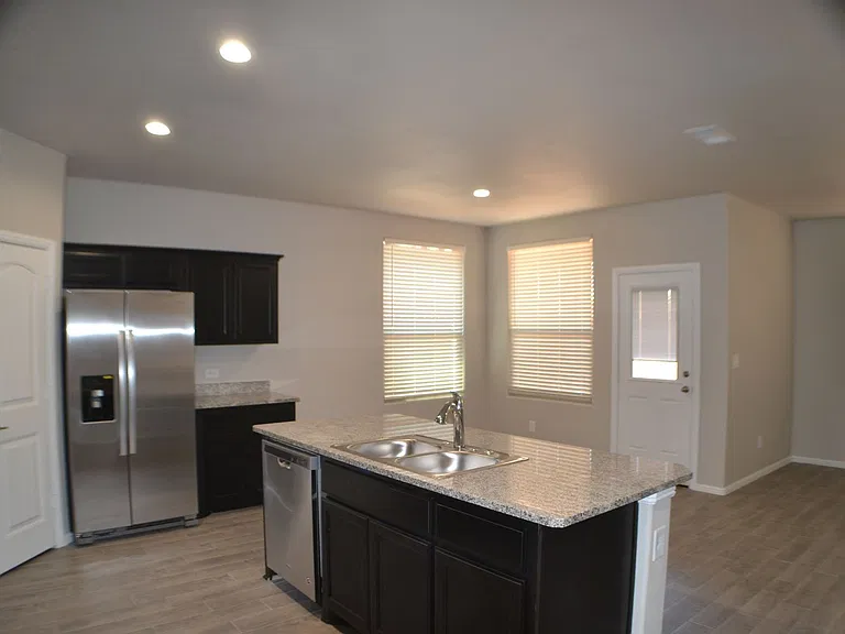 7541 Orion Rd — Photo 25