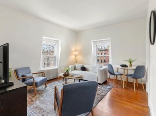 26 Linnaean St Condominium, Cambridge, MA 02138