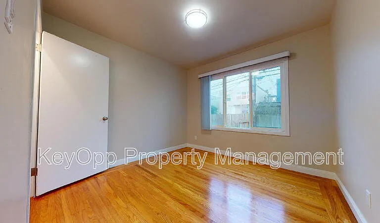 31 Crestline Ave — Photo 8