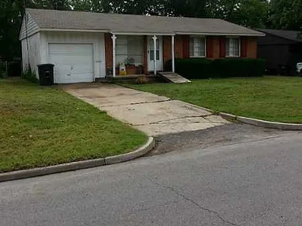 4804 E Frank Phillips Blvd, Bartlesville, OK 74006