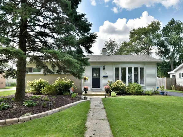 739 W Vermont St, Villa Park, IL 60181