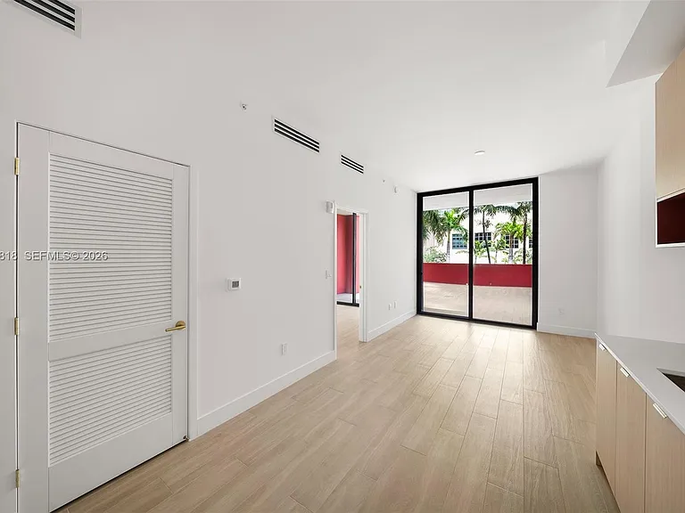90 NE 32nd St #203 — Photo 21
