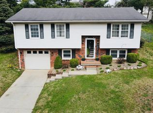 109 Tamarix Dr, Mount Sterling, KY 40353