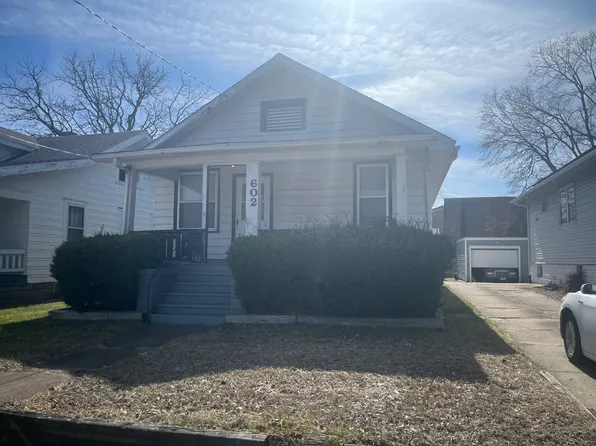 602 W Loucks Ave, Peoria, IL 61604