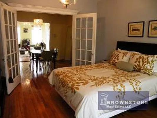Rented by Brownstone Real Estate | media 29