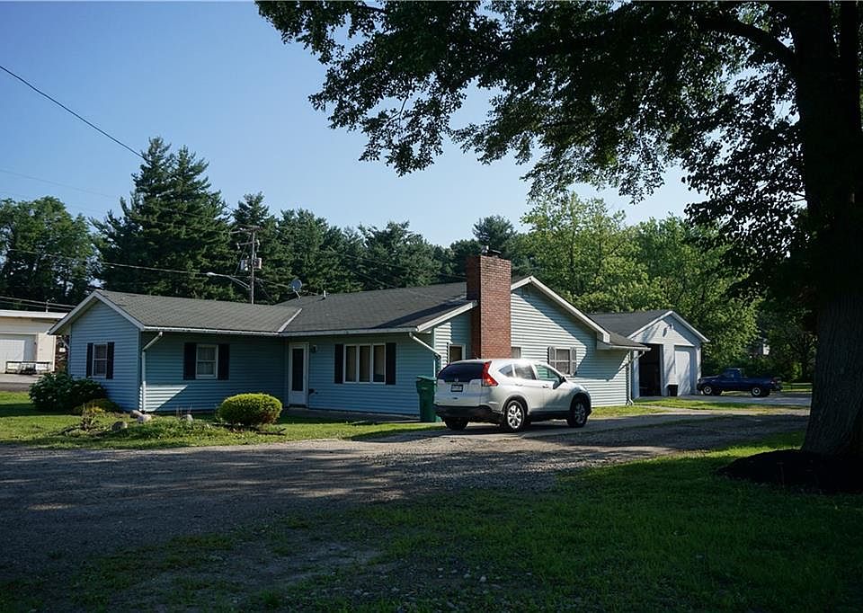 2nd image of 4950 Station Rd