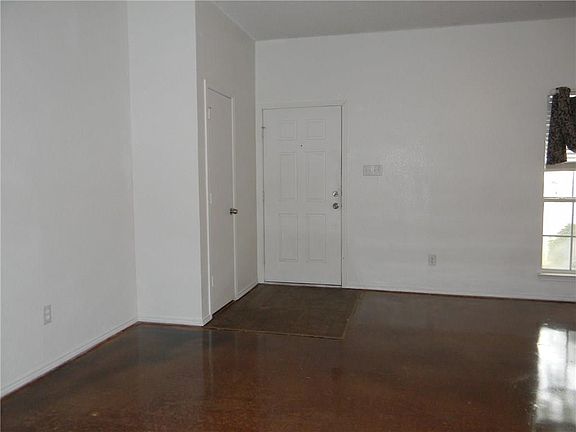 4th image of 3616 Zoeller Ct