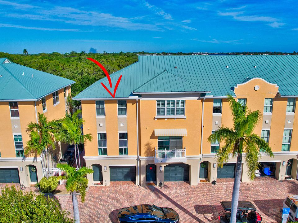 1st image of 655 Casa Loma Boulevard
