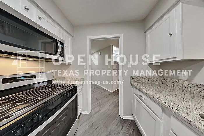 26 Pinewood Forest Ct — Photo 6