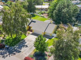 230 Blossom Way, Yakima, WA