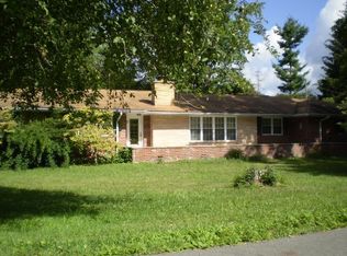 200 Breckinridge Rd, Summersville, WV 26651