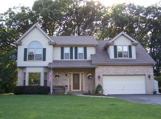3N450 Norris Ave, West Chicago, IL