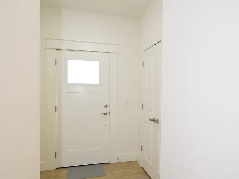 723 Sun Meadows Loop — Photo 9