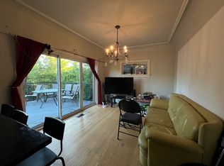 2456 W 14th Ave, Vancouver, BC V6K2W5