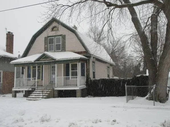 1919 4th St, Bay City, MI 48708