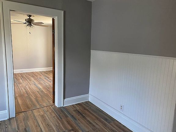 2nd Bedroom/ Office/ Nursery