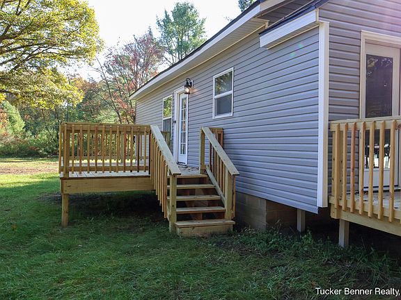 2nd image of 538 E White Lake Dr